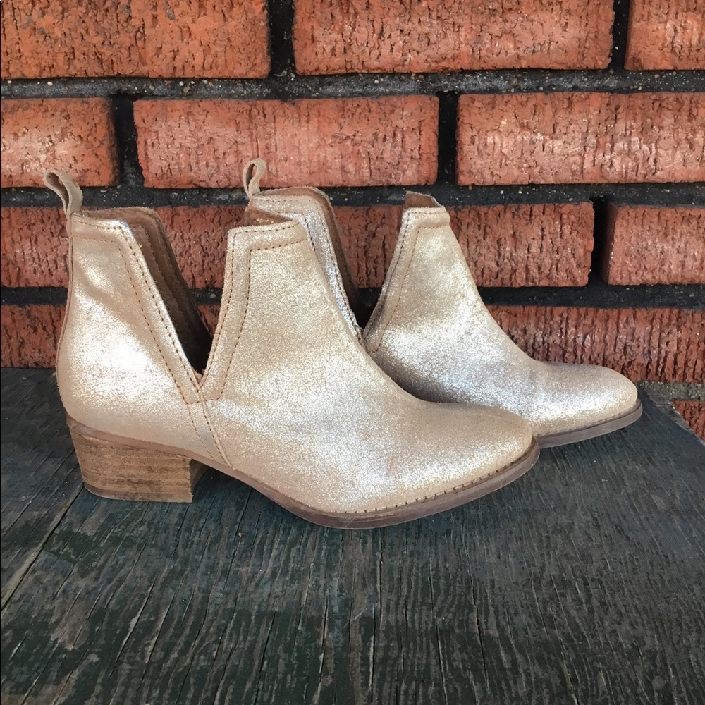 Diba.True Gold Suede Booties.